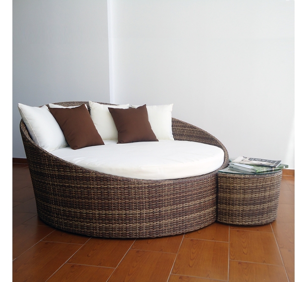 POLY RATTAN SUNBED ROUND FIBER WITH CUSHION